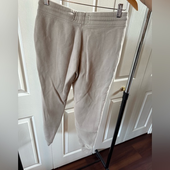 Hollister Joggers - Picture 3 of 7